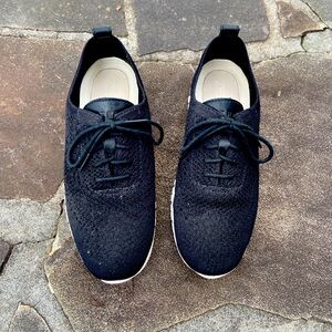 Womens Cole haan tie shoes